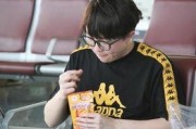 娱乐圈吃瓜毛不易,幕后故事与真实情感